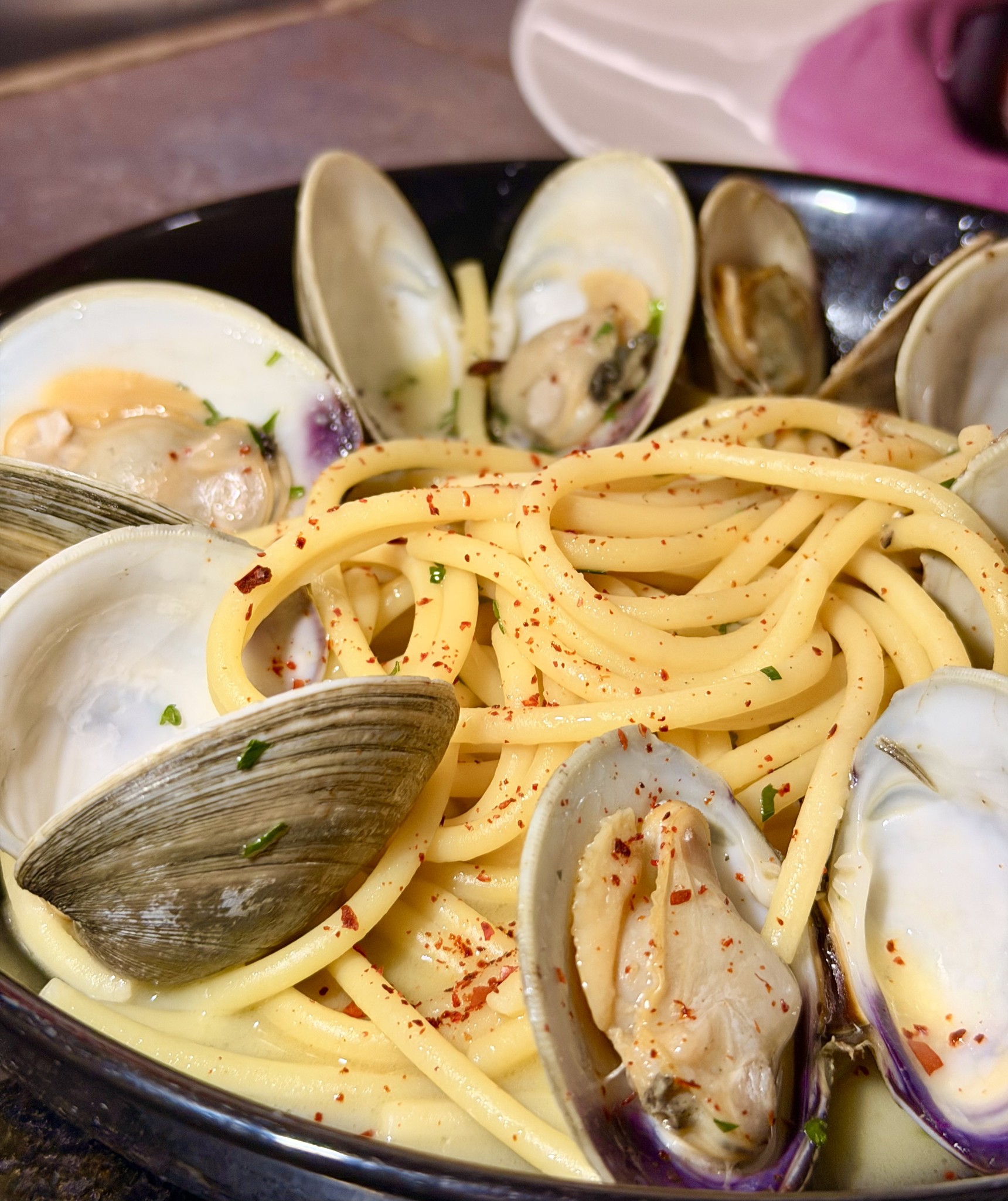 Pre Theater Dinner Hells Kitchen: Dine Well, Never Miss Your Curtain Pre theater dinner Hells Kitchen bucatini with fresh clams